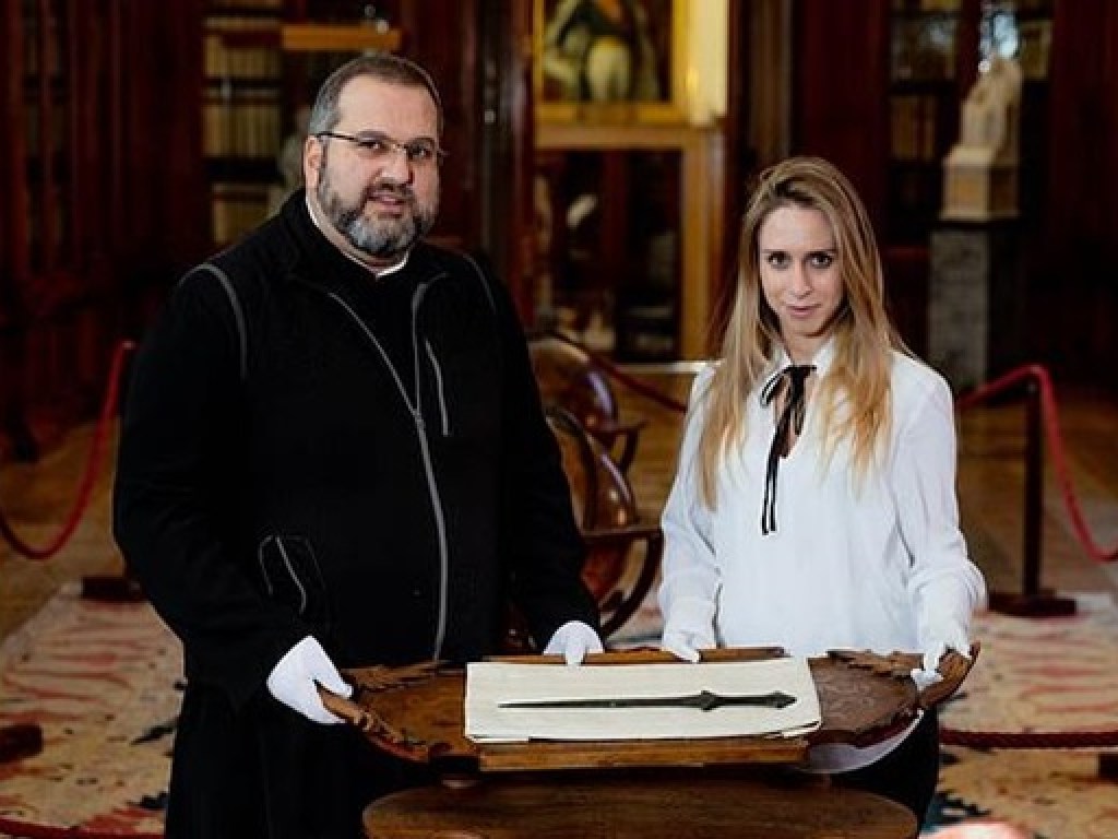 Löysin maailman vanhimman miekan, joka on noin 5000 vuotta vanha