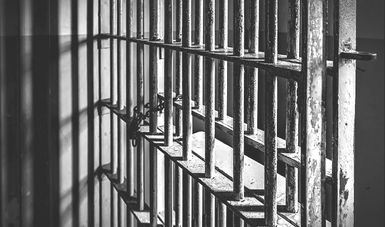 Haamumiehet oli pelastettava vanhan poliisiaseman kennosta