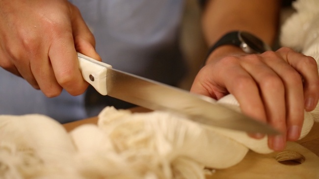 Optimaalinen keittiöveitsi - kiinalainen