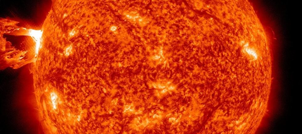 Auringosta tuli valtava tulipallo, joka voi muuttaa maan tuhkaksi 