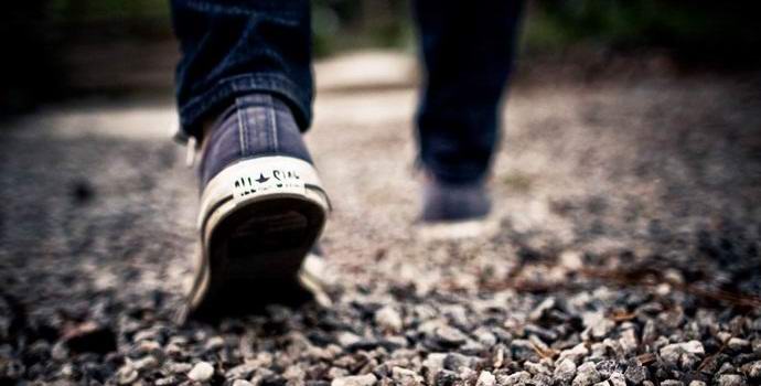 Halvaantunut pääsi jalkoihinsa yhdistäessään raajat aivoihin