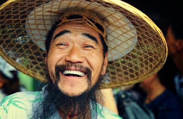 Kiinasta peräisin oleva kaveri pelasi hienovaraisesti temppua kansalaisiinsa