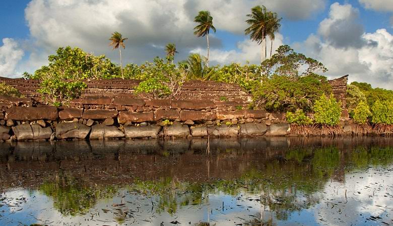 Saanut uusia satelliittikuvia upeasta vesikaupungista Nan Madolasta.