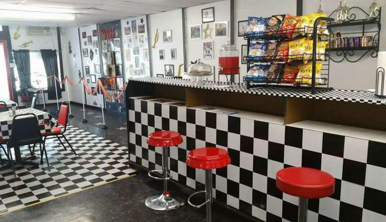 Suosittu kahvila sulkeutuu yliluonnollisen toiminnan takia