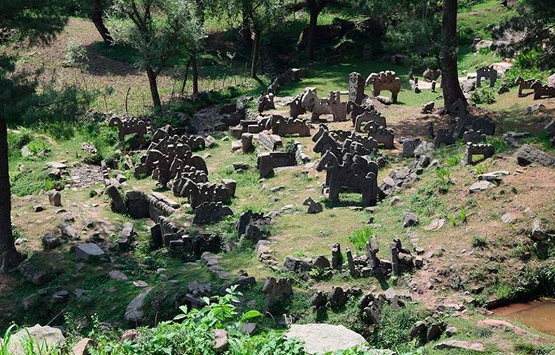 Hämmästyttäviä veistoksia löydetty Himalajalta