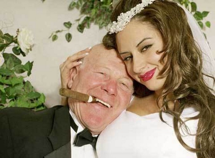 Vanha miljonääri naimisissa tyttärentytärään