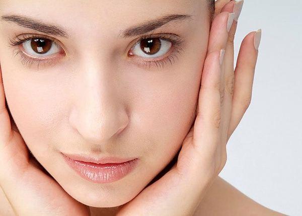 poski palaa yhdessä korvien kanssa 