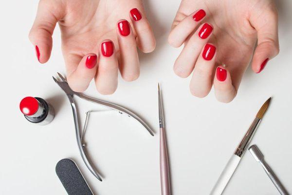 Merkkejä kynsien leikkaamisesta viikonpäivittäin 