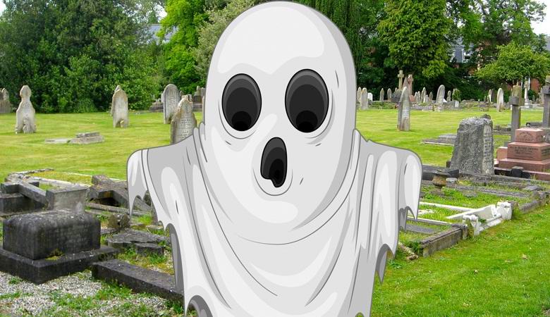 Aave lensi suoraan brittiläisen kameran linssiin