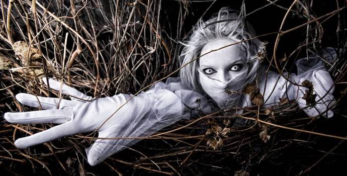 Kameran edessä leikkinut lapsen haamu