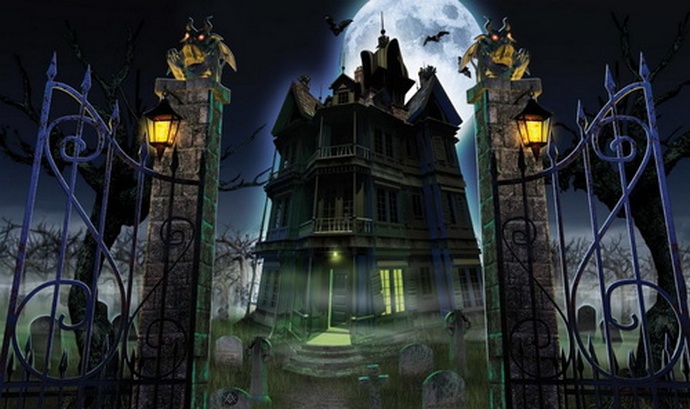 Kummit ja aaveet - oppaat toiseen maailmaan