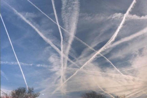 Tietoja kemotrakoista: Hallitse ihmisiä? Alkeisyhdistelmä!