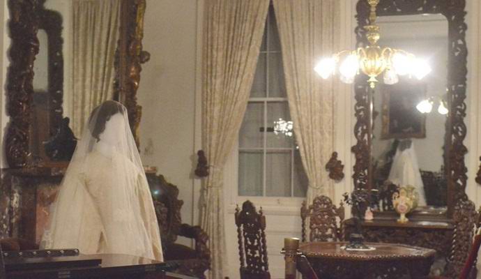 Hitto mekko herää elämään ja liikkuu itsestään