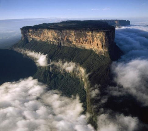 Pelottava Roraima Plateau - valtava ihmisen rakentama pyramidi?