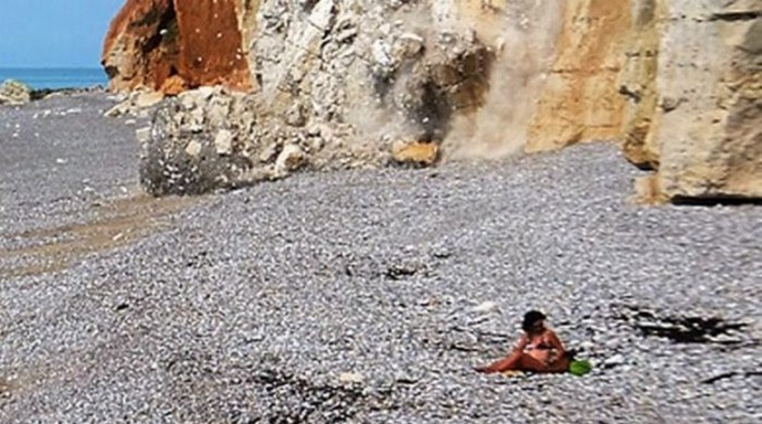 Syntynyt paidassa ...