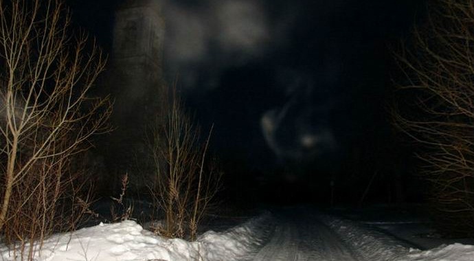 Enkelit vierailevat venäläisessä kylässä