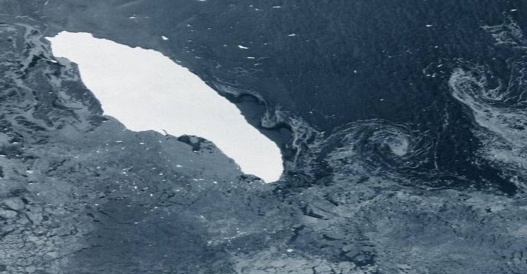 Maailman suurin jäävuori matkalla törmäämään pingviinien pyhäkköön 