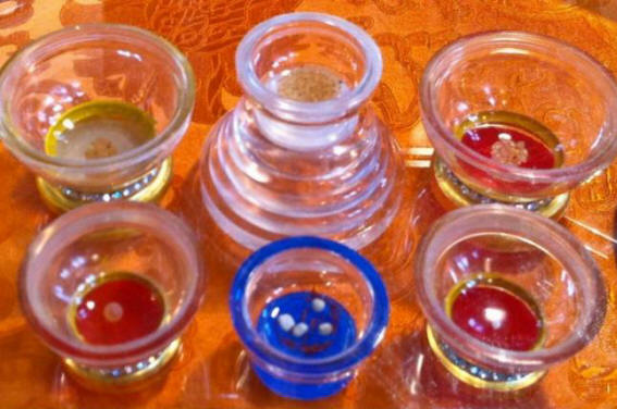 Sarira - salaperäiset kivet, jotka ovat jäljellä buddhalaisten munkkien tuhoamisen jälkeen