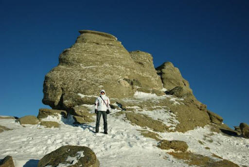 Salaiset tunnelit Romanian vuorella