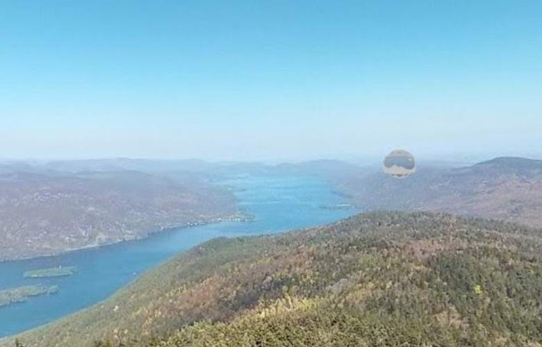 Kuvien löydetty pallomainen UFO