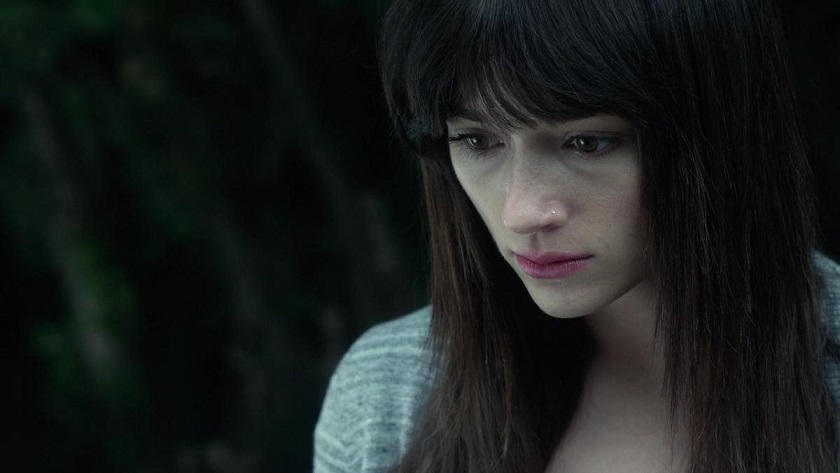 Tapaukset demonien tuomisesta ihmiseen. Demonit asuvat kauniissa naisissa