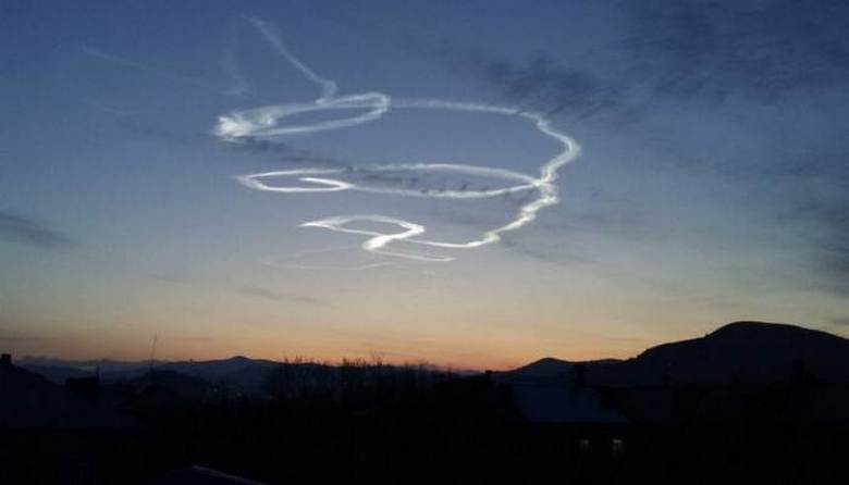 Taivaan spiraalimuodostelmat pelottivat Pekingin ja Kazakstanin asukkaita