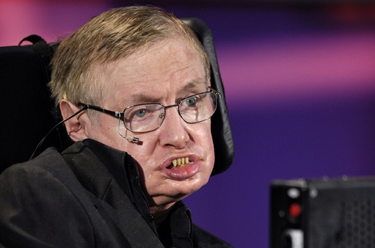 Stephen Hawking: ihmisen aggressio pilaa tämän maailman