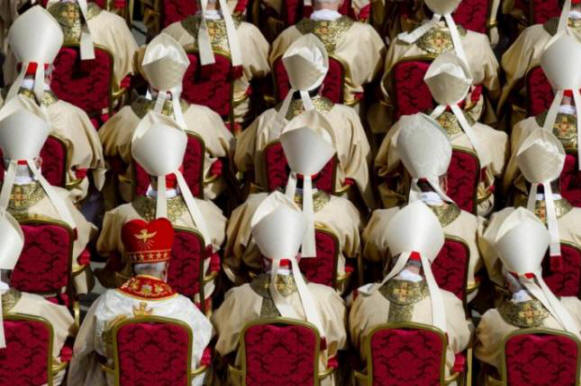 Oudot tiedot toisesta Vatikaanin ihmisestä