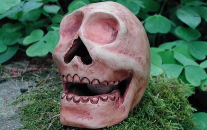 Atsteekin pilli - kauhu eikä mitään muuta!