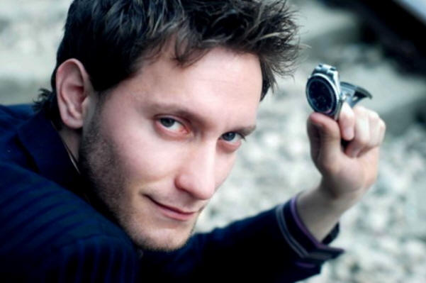 Salaperäinen taikuri ja telepaatti Lior Souchard