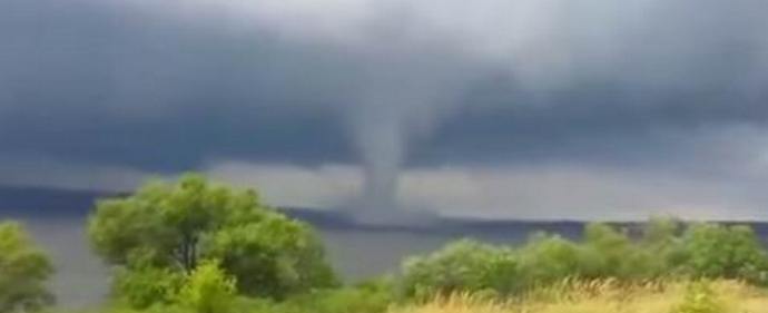 Ukrainasta puuttui vain tornado!