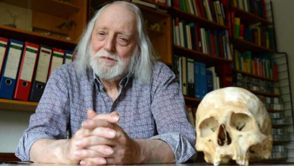 Tiedemies jäädyttää itsensä elossa 150 vuodeksi