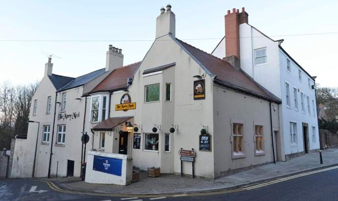 Demoni valokuvattiin englantilaisessa pubissa.