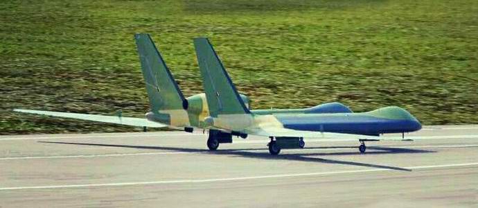 Kuvia salaisesta kiinalaisesta droonista iski Internetiin