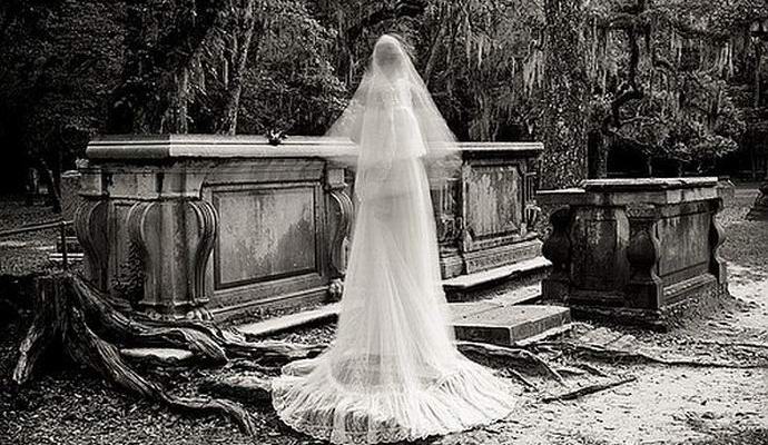 Pidä Kiinassa massiivisesti kuolleiden laittomia häitä