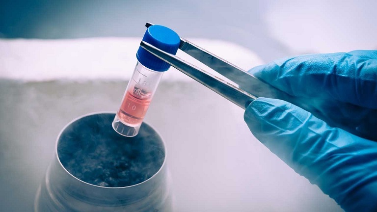 Kiinassa kantasolut paransivat koronaviruspotilaita