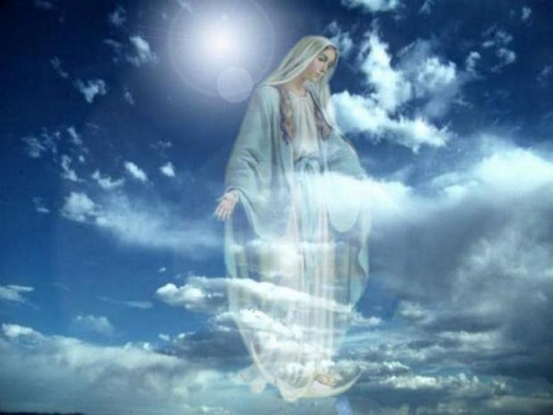Neitsyt Marian ilmestyi taivaalle Irlannin yli määräajassa