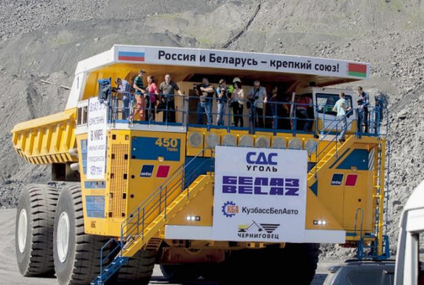 Siperiassa he testasivat maailman suurimman kippiauton 75710, autot, belaz, testit