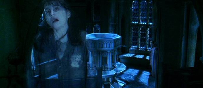 Koulutytön paha haamu haavoittui Bangladeshin koulun wc: hen