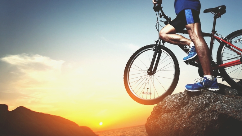 Pyöräilijä selvisi ihmeellisesti