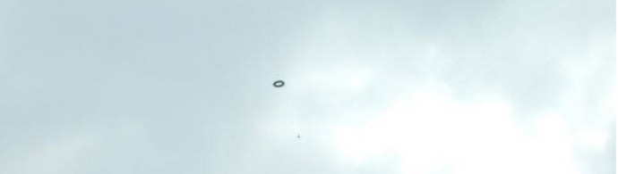Onko helikopteri jahtaamassa UFO: ta?