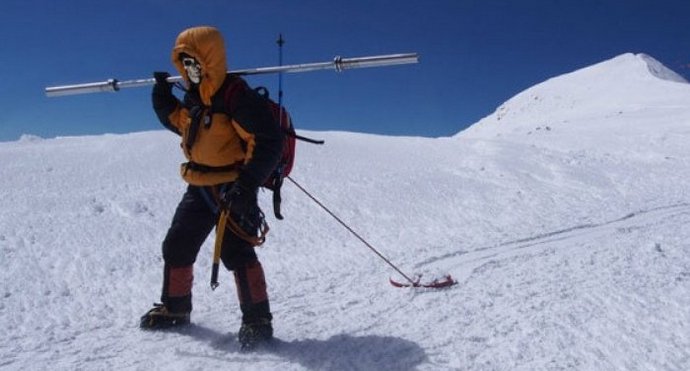 Varas oli myös kyyninen