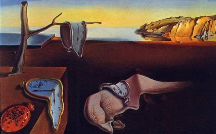 Aika rakastaa pelata