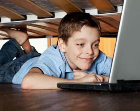 Wi-Fi-signaali aiheuttaa korjaamatonta haittaa lapsellesi