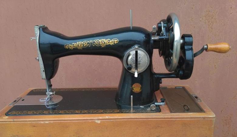 Mystinen Jakutia: Paha henki ja ompelukone