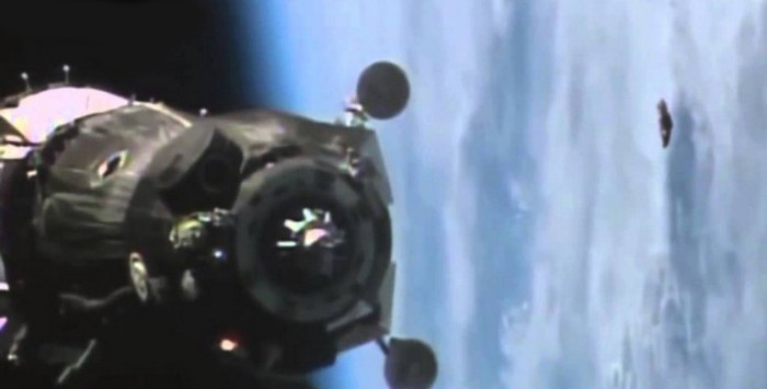 Muukalaiset tarkkailevat meitä jatkuvasti