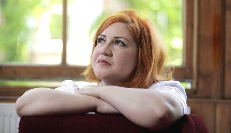 Nainen, jolla on harvinainen lahja, kykenee