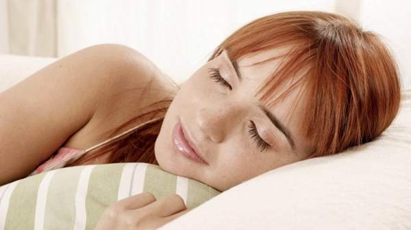 nukkua keskiviikosta torstaihin, mikä tarkoittaa 