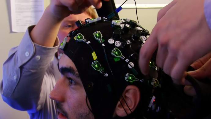 Tiedot ja taidot, jotka on opittu lataamaan suoraan aivot